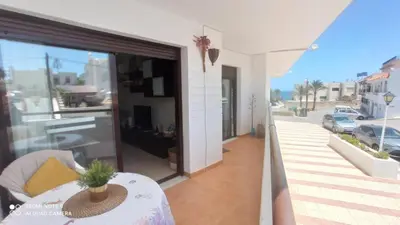 Un balcón o terraza de LA PITA- Terraza con vistas al mar & parking, a 1 min de la playa