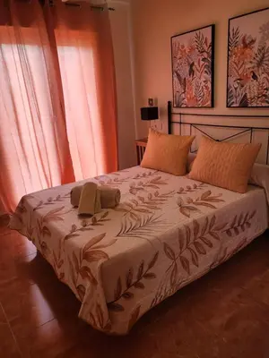 Cama o camas de una habitación en ¡Apartamento extraordinario en paraíso de Vera!
