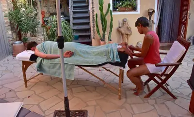 Clientes alojados en Dachterrassenzimmer in romantischem Landhaus mit Pool
