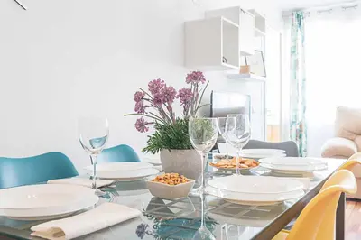 Comida en o cerca de este apartamento