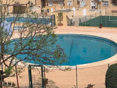 Piscina en o cerca de Apartamento 3 dormitorios en la playa de Almeria.