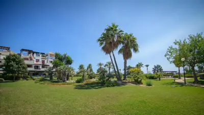 Jardín al aire libre en Mediterranea 1 Vera Playa Jardines tus momentos frente al mar