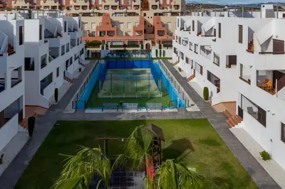 Piscina en o cerca de Homes of Spain, Apartamentos Paraíso Vera Playa, Ático Alborada con solárium grande privado, a pie de playa, WIFI