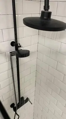 Un baño de LifeHouse Cathedral * Free Parking* SuperiorWiFi*