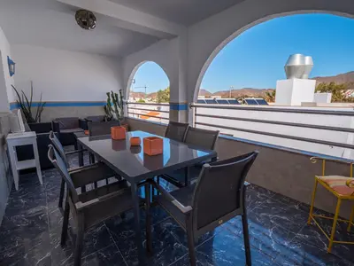Un balcón o terraza de CASA VELA BLANCA