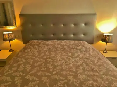Cama o camas de una habitación en Penthouse with large terrace and roof solarium, with amazing sea views