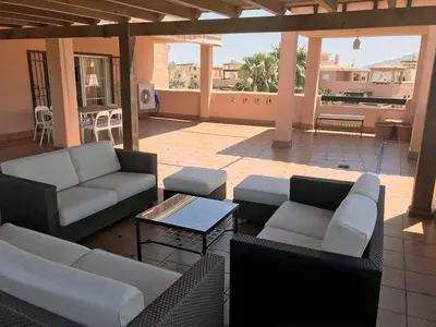 Zona de estar de Atico - 3 Dormitorios - Urbanizacion Verazul en Vera Playa - WIFI Fibra 300MB perfecto para Teletrabajo