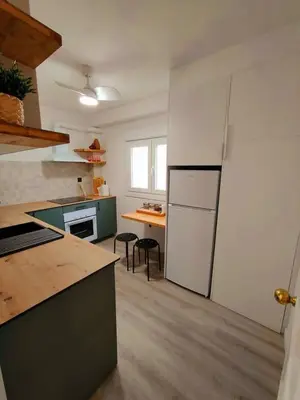 Una cocina o zona de cocina en Apartamento Sol y Sur- Netflix y Parking Gratis