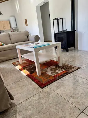 Zona de estar de casa de lucas