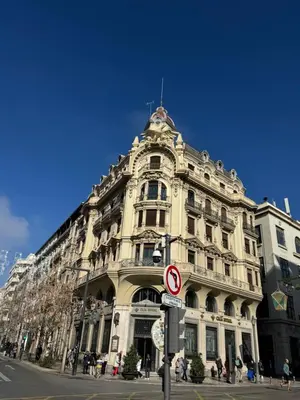 Edificio en el que se encuentra el apartamento