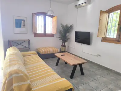 Una televisión o centro de entretenimiento en Casas la Noria