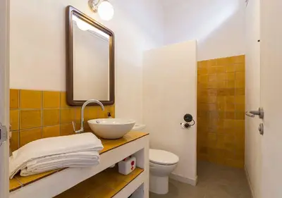 Un baño de Cortijo La Tenada Cabo de Gata