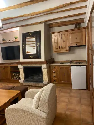 Una cocina o zona de cocina en Alhanda Apartahotel