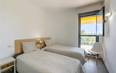 Cama o camas de una habitación en 2 Bedroom Beautiful Apartment In Vera