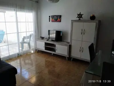 Una televisión o centro de entretenimiento en MOJACAR PLAYA