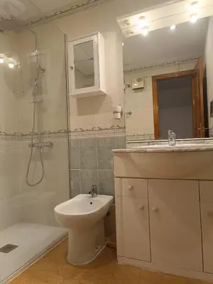 Un baño de Bahia de Vera Apartamento Jazmin