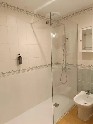 Un baño de Bahia de Vera Apartamento Jazmin