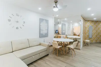 Zona de estar de Trendy Homes Federico García Lorca - Moderno, céntrico y silencioso