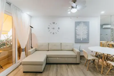 Zona de estar de Trendy Homes Federico García Lorca - Moderno, céntrico y silencioso