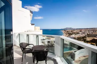 Un balcón o terraza de Hotel Carboneras Cabo de Gata Spa