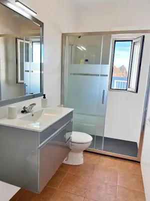 Un baño de La Paloma, Chalet a pie de playa