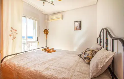 Cama o camas de una habitación en Cozy Apartment In Águilas With Kitchen