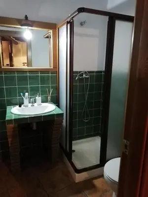 Un baño de Apartamentos Rurales Lanteira