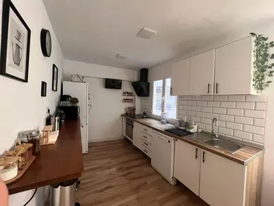 Una cocina o zona de cocina en Piso agradable cerca de la playa