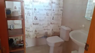 Un baño de Urbanizacion Vera Costa, Vera