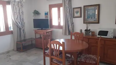 Una televisión o centro de entretenimiento en Urbanizacion Vera Costa, Vera