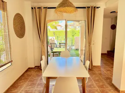 Plano de Bahari Marinas - Tú Dúplex con Jardín Privado!