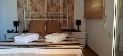 Cama o camas de una habitación en Muy buena ubicación, cerca de la playa y céntrico.