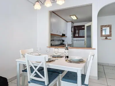 Una cocina o zona de cocina en Vive Vera Rentals - Ático en 1º línea con vistas al mar