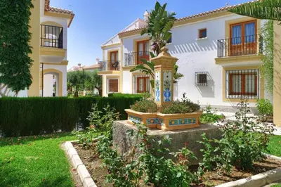 Jardín al aire libre en Sunny Coastal 1 Bed Apartment - Vera Coast: 2mins to Beach