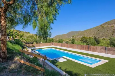 Piscina en o cerca de Cortijo 4 Elementos