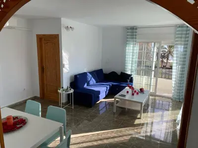 Zona de estar de Apartamento Carboneras playa - 2 Habitaciones