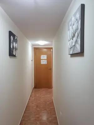 Plano de ¡Apartamento en primera línea con terraza y cerca de la piscina comunitaria!
