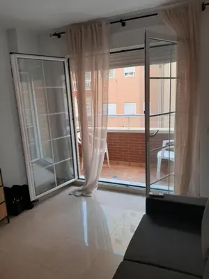 Zona de estar de Spacious 1 bedroom flat in Almeria, by the beach