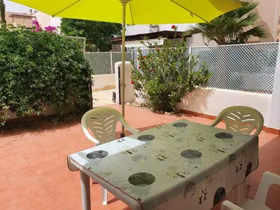 Un patio o zona al aire libre en APARTAMENTO NATURISTA
