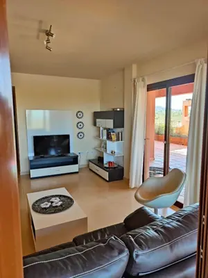 Una televisión o centro de entretenimiento en Golf & Spa resort with new big luxery appartement