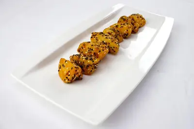 Comida en o cerca de este hotel