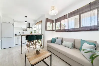 Una cocina o zona de cocina en Apartamento Faro 1