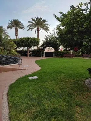Jardín al aire libre en Aguadulce playa