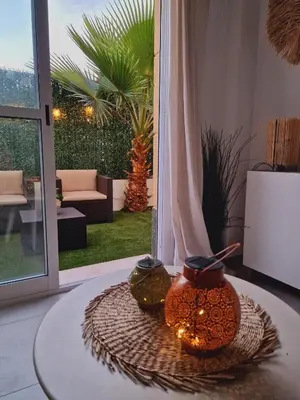 Plano de Precioso Bajo con Jardin en Vera