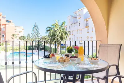 Un balcón o terraza de Casa Playa Bonita Primera linea de playa