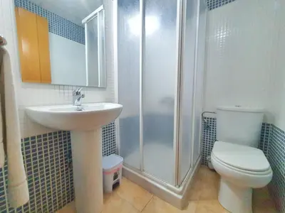 Un baño de Apartamento con Aire Acondicionado, Wifi y Parking - by Aloha Palma