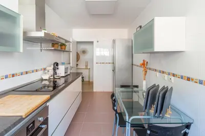 Una cocina o zona de cocina en Apartamento Catania en Aguadulce con vistas al mar