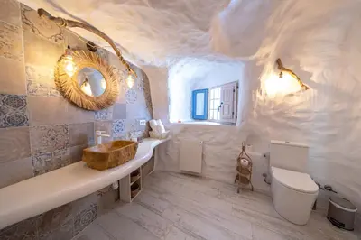Un baño de Complejo Cuevas Otto