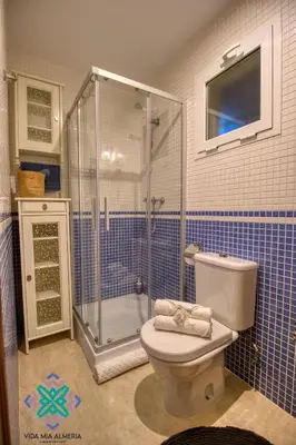 Un baño de Vida Mia Almeria - Superior Apartment