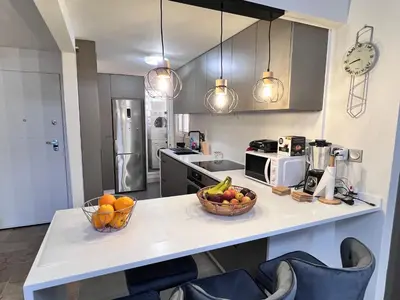 Una cocina o zona de cocina en Casa Matty-Precioso Apartamento al lado del Mar Y Del Golf